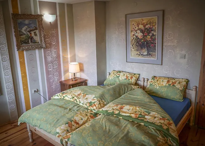 Rooster House 호텔 *